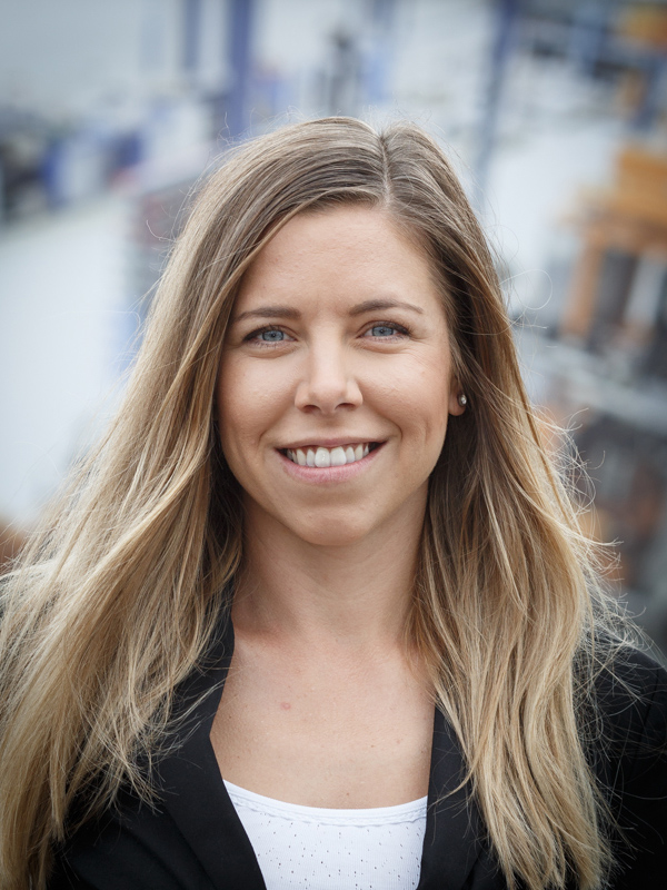 Lucie Řezníčková Sales Manager[1].jpg
